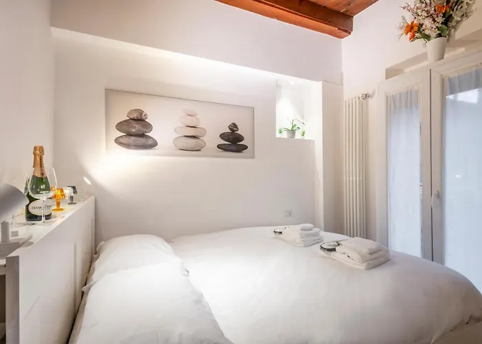 Monte Nero, 62 - Comodo E In Posizione Appartement *